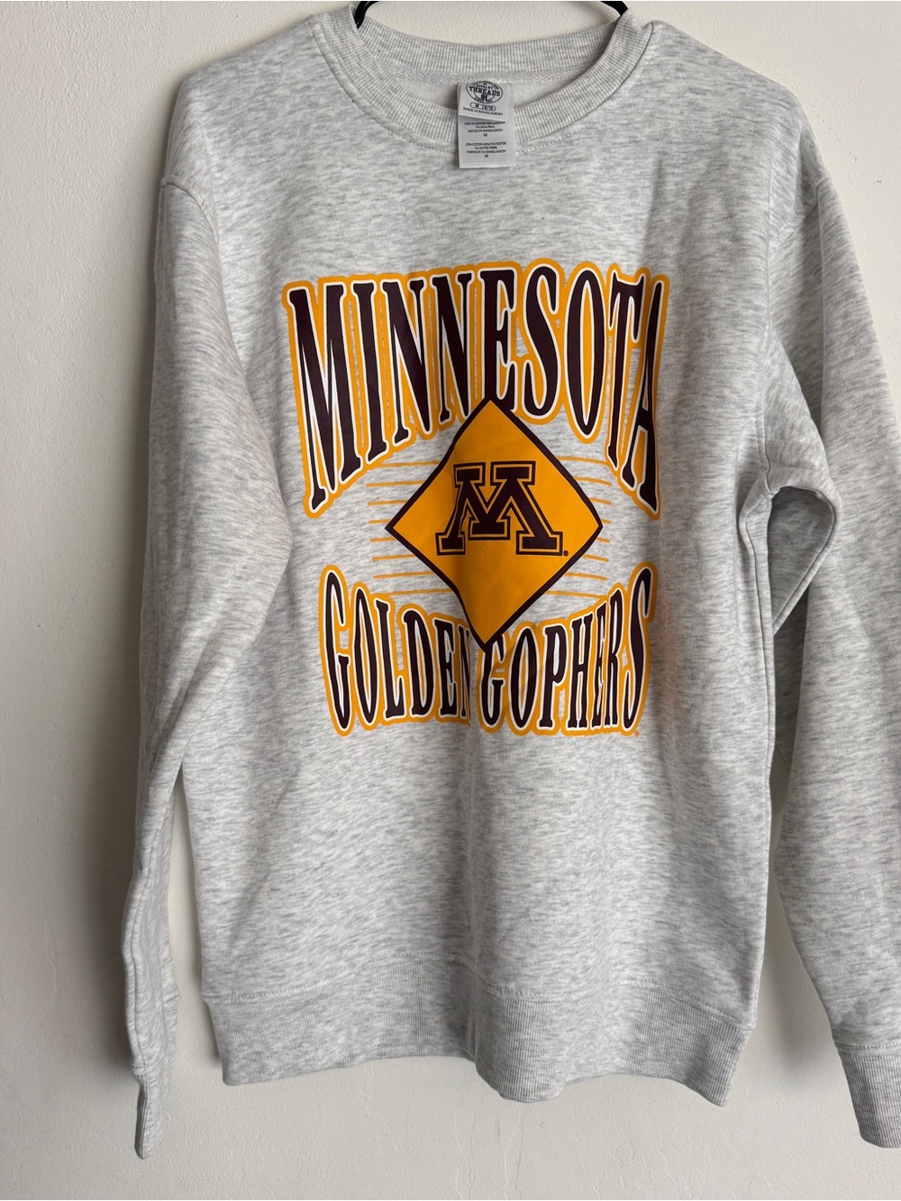 Rivalry Threads Light Gray Crewneck Sweatshirt